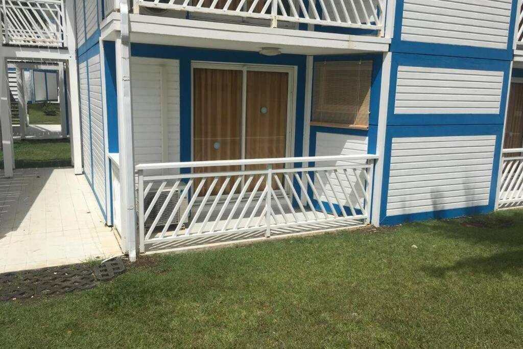 Superbe studio supérieur neuf avec balcon Saint-Francois (Grande-Terre) Exterior foto